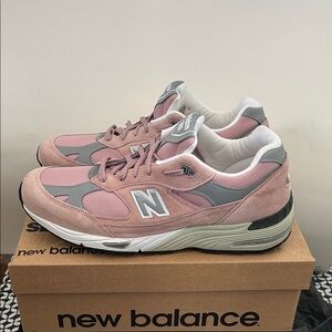New Balance 991 Made in UK - Pink Sneakers